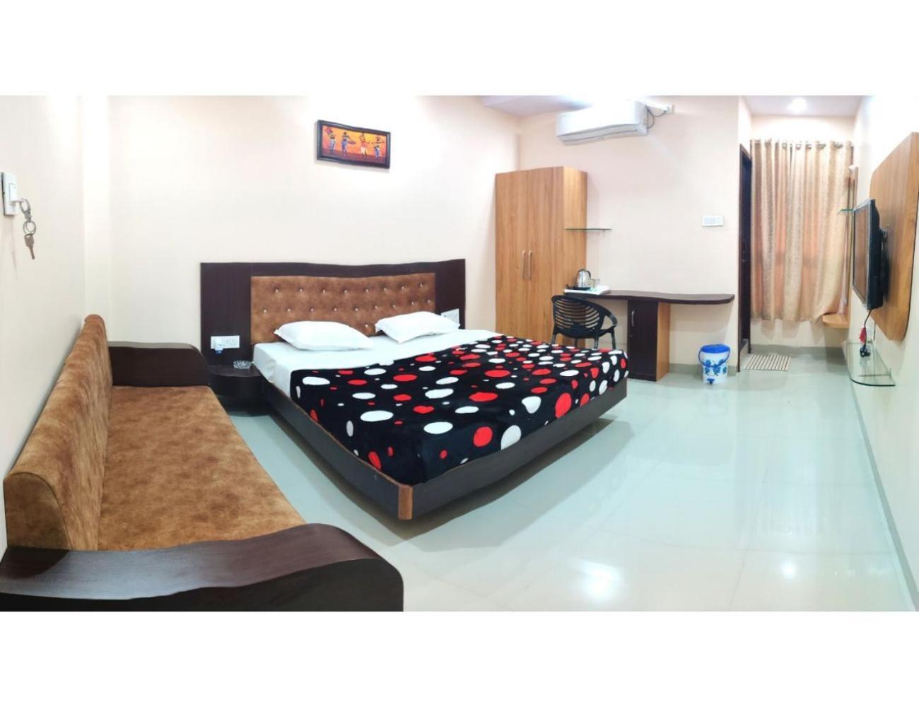 Hotel Pragati, Chanderi, Mp Bagian luar foto